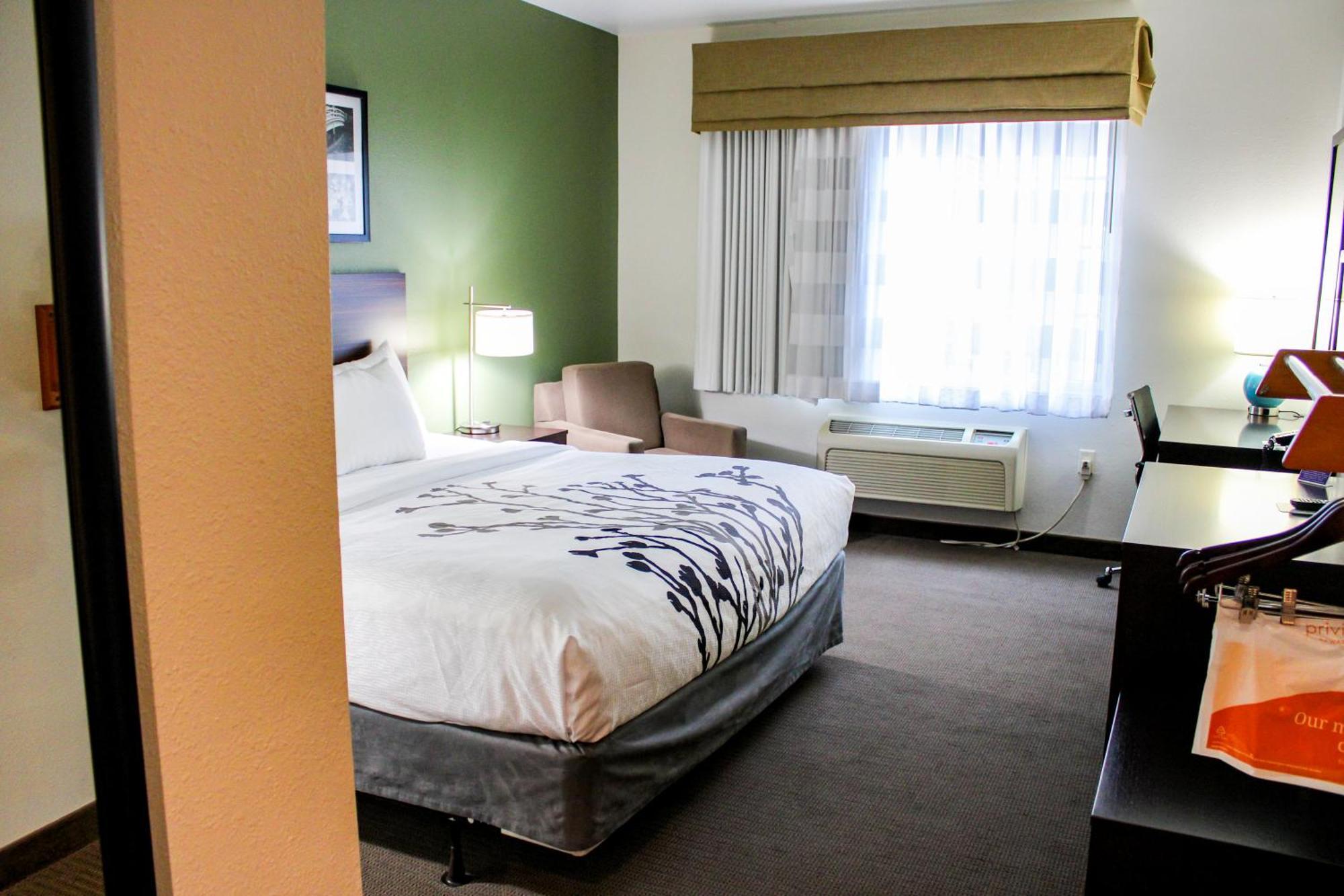 Sleep Inn & Suites Conference Center Eau Claire North Union Экстерьер фото