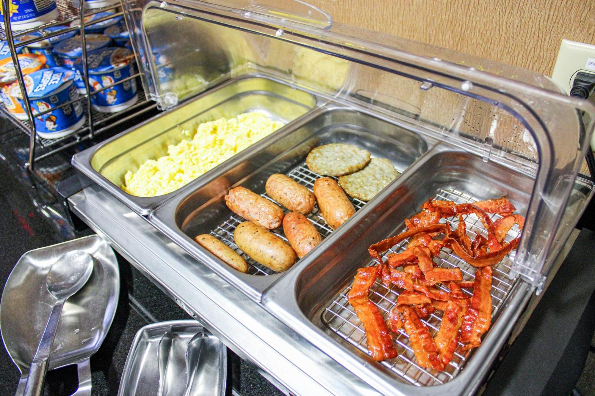 Sleep Inn & Suites Conference Center Eau Claire North Union Экстерьер фото