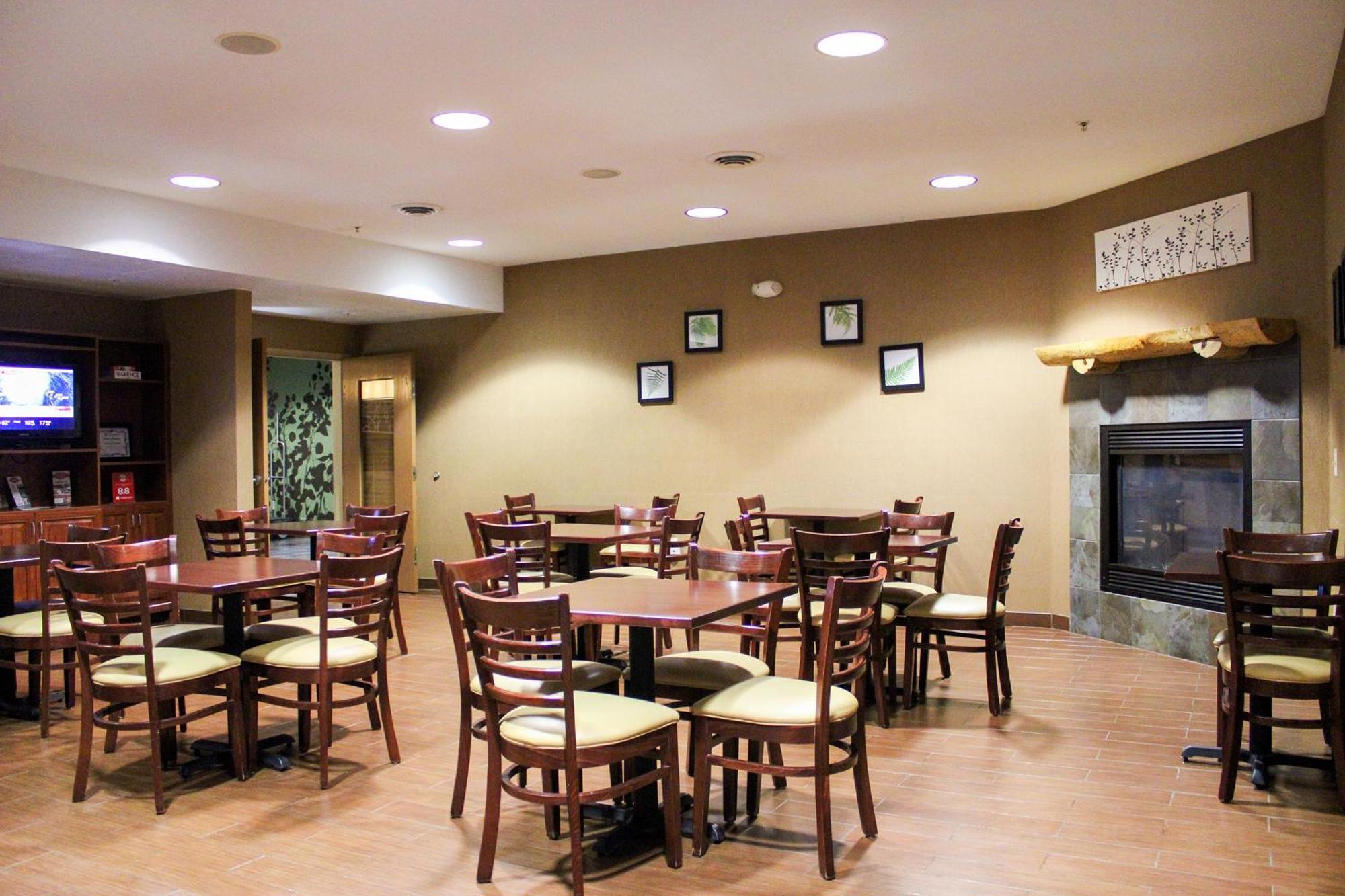 Sleep Inn & Suites Conference Center Eau Claire North Union Экстерьер фото