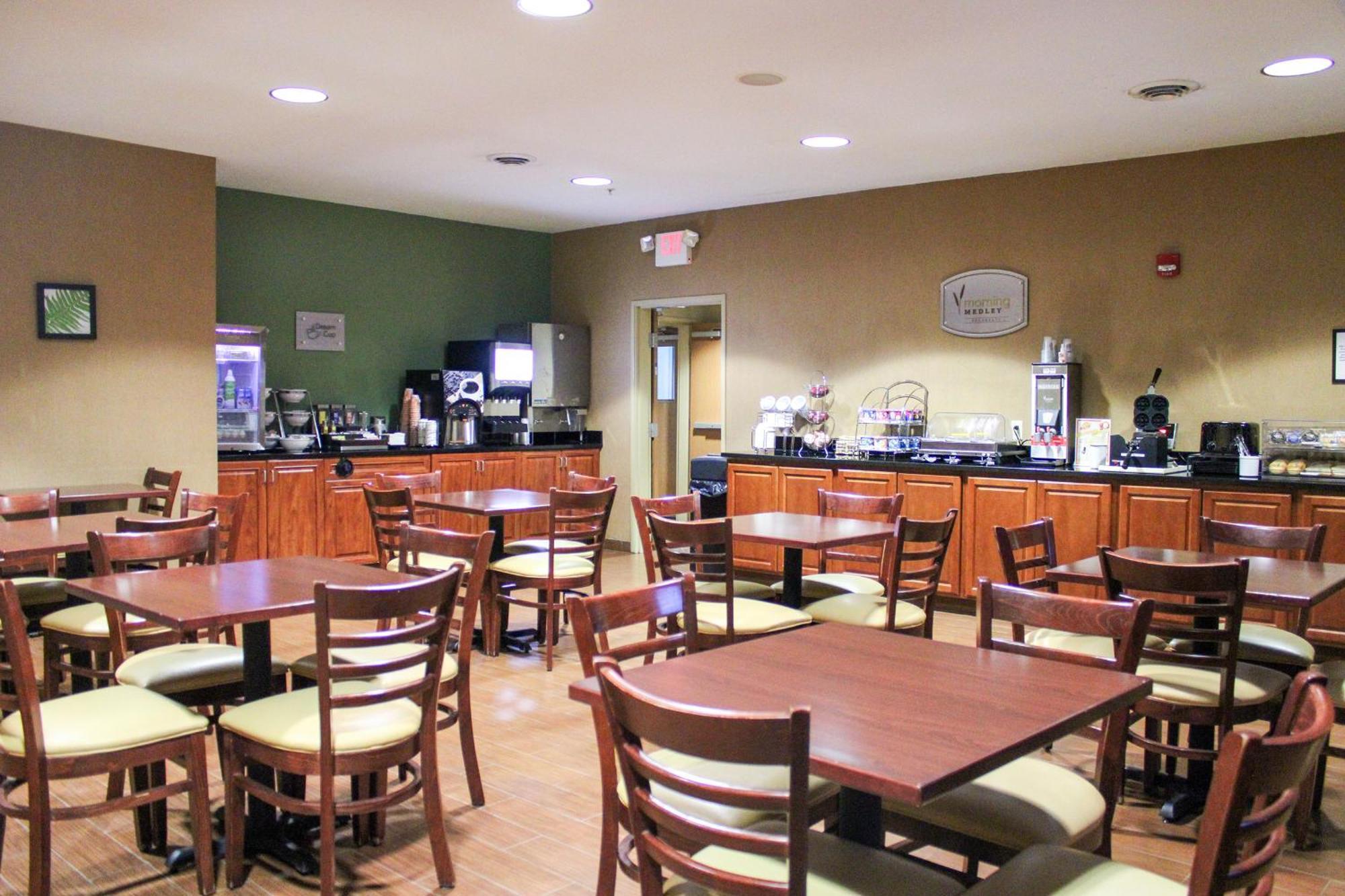 Sleep Inn & Suites Conference Center Eau Claire North Union Экстерьер фото
